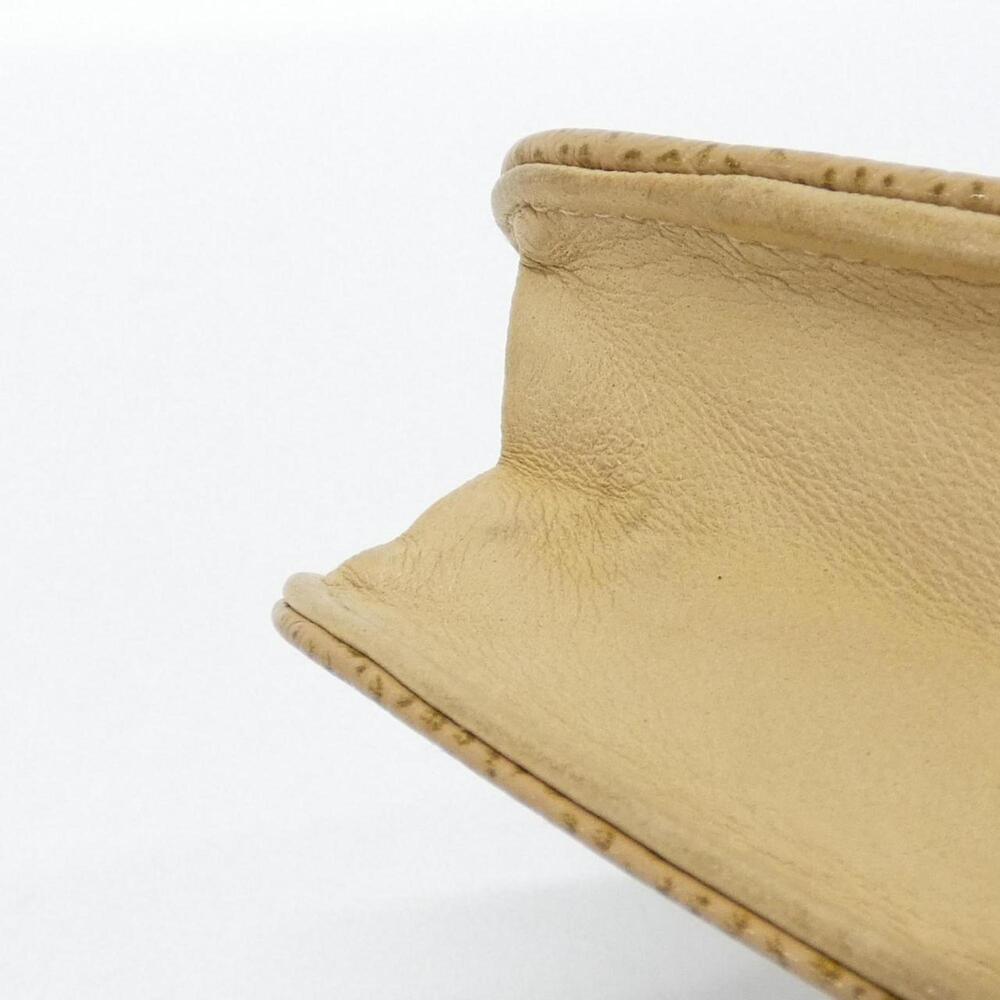 CHANEL Authentic Cream Wallet - Picture 3 of 10